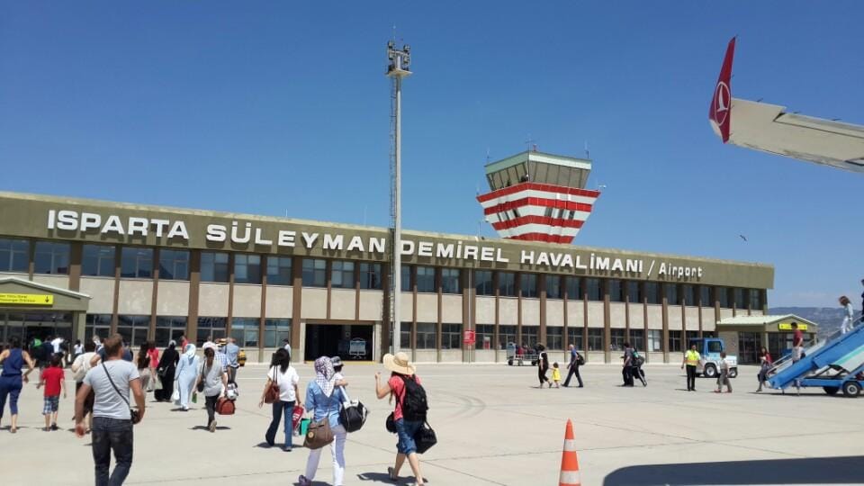 Flughafen Isparta Süleyman Demirel